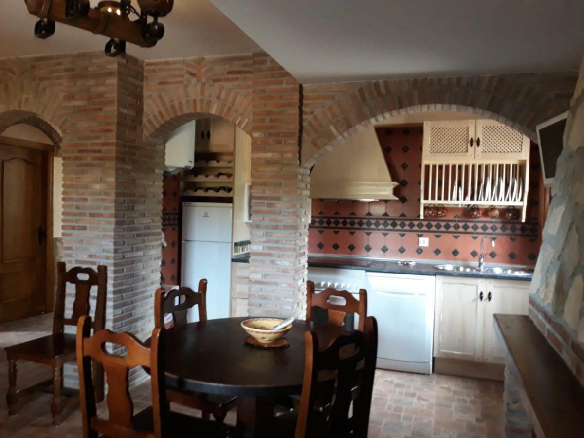 Casita Vista Alegre Apartment กาสตริล ภายนอก รูปภาพ